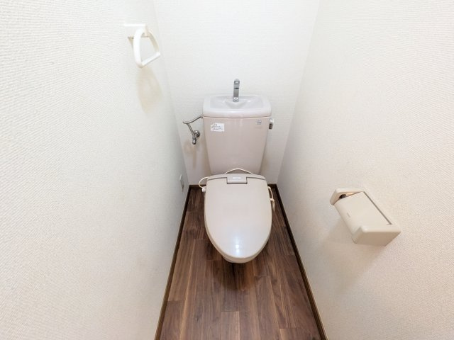 クレスト吉岡のトイレ