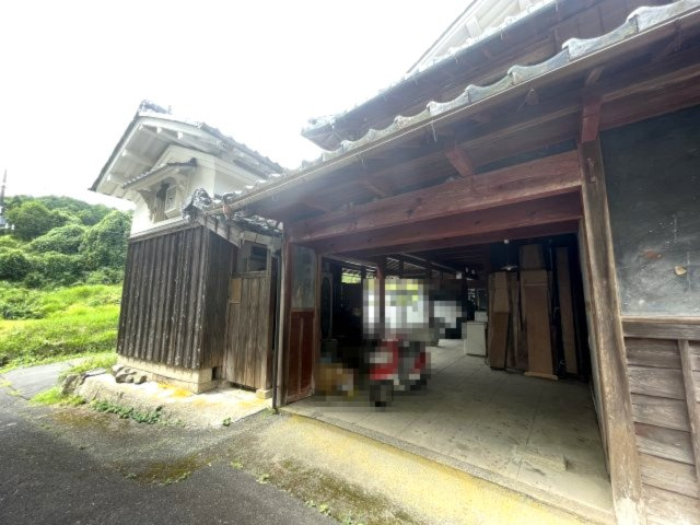 高島市高島中古戸建の外観
