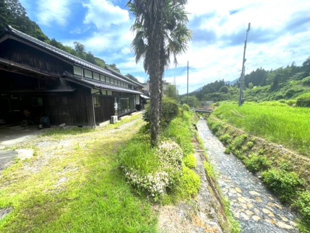 高島市高島中古戸建の外観