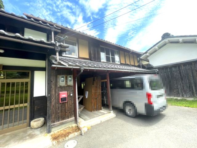 高島市高島中古戸建の外観