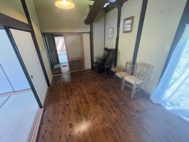 高島市高島中古戸建の内装