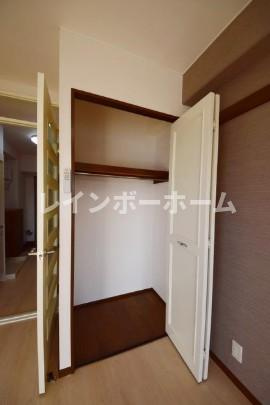 シャンドール　立石の収納