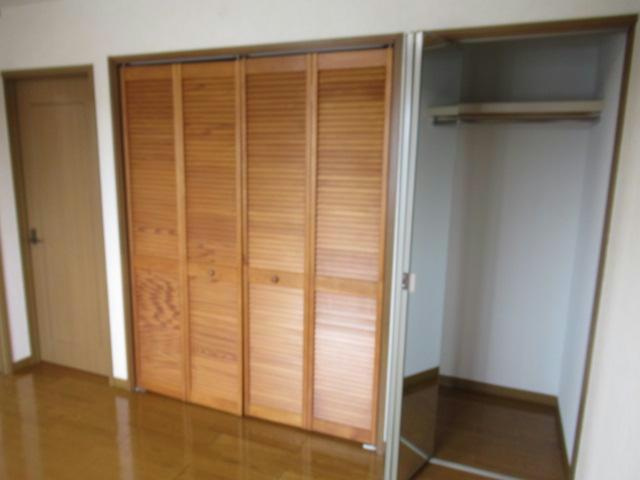 サン・クレールⅢの居間・リビング