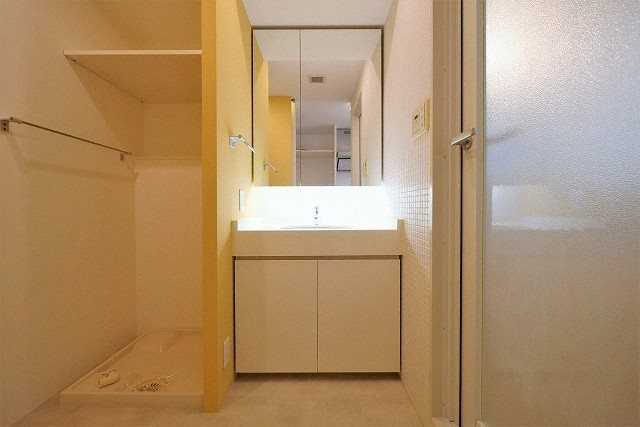 アーバネックス淀屋橋の洗面所