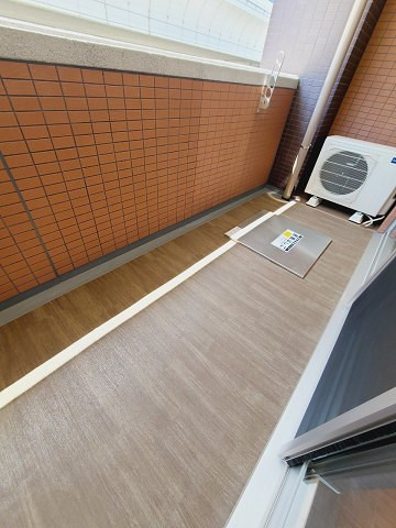プレジオ西宮今津のバルコニー