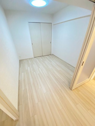 プレジオ西宮今津の寝室