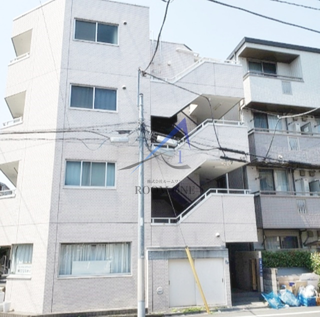 ラビットイン柳下のエントランス|エントランスです。
