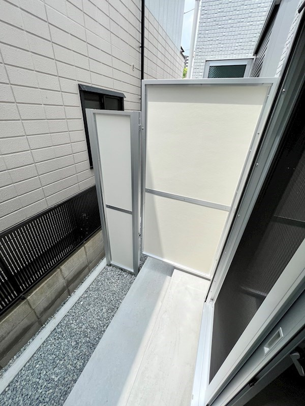 あんしん+宮川町08-3006のバルコニー