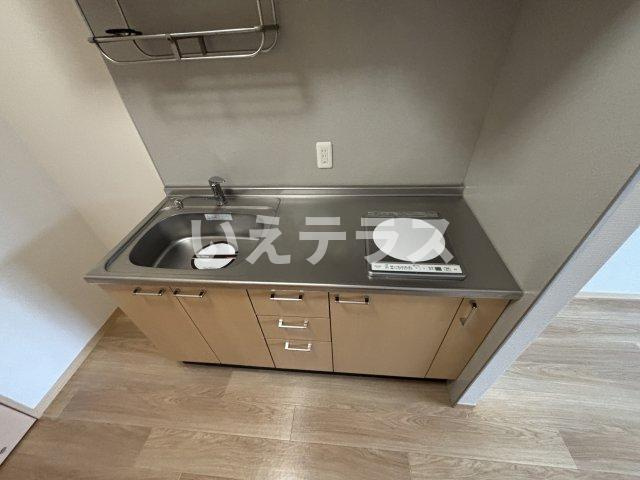 CanalCourtKOBEのキッチン|コンパクトなキッチンで掃除もラクラク