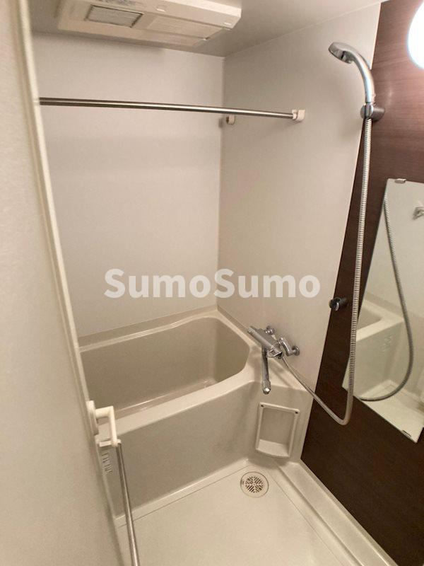 ミヤレジデンス新町の浴室