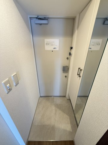 アーバネックス心斎橋Ⅱの玄関