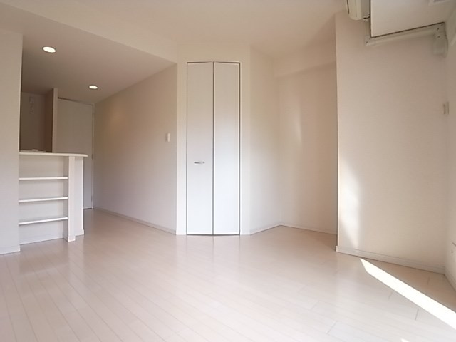 メゾンアイリスの寝室