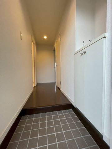 アセットヒルズパークサイト博多 の玄関