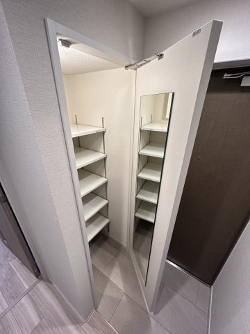 アーバネックス南新町の収納