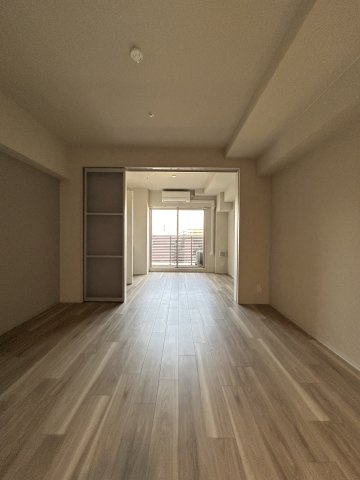 アーバネックス南新町の居間・リビング