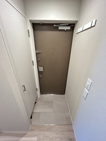 アーバネックス南新町の玄関