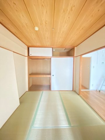 オカダハイライズの和室