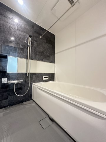 D-ROOMプラーナの浴室