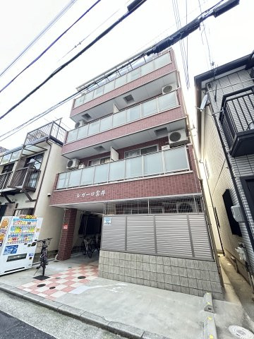 レガーロ雲井の外観