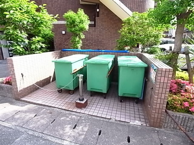 サンパティ西宮の外観