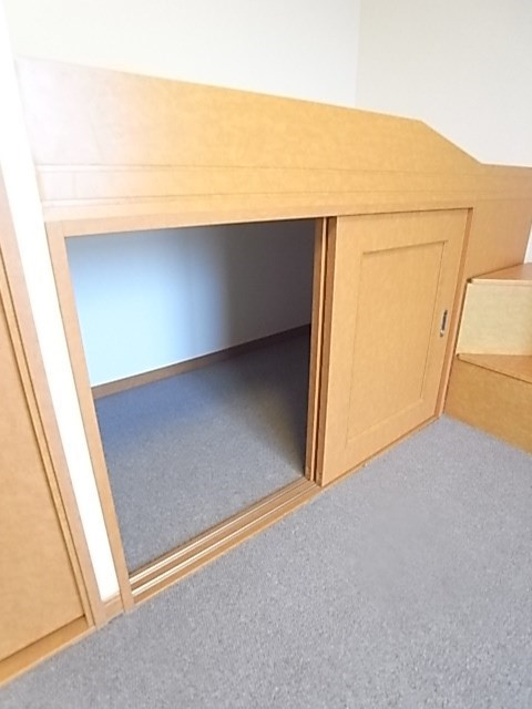 レオパレスシャンテ