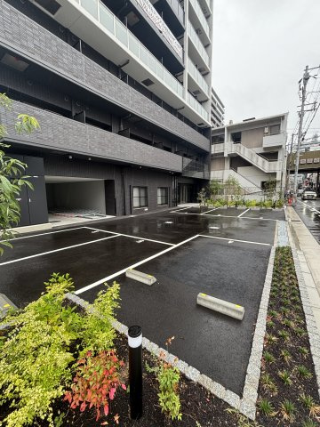 ＭＡＸＩＶ尼崎の駐車場