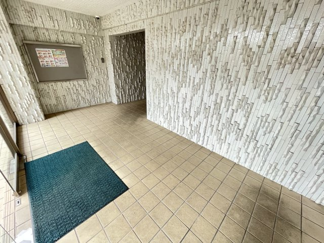 アビタシオン新柏のロビー