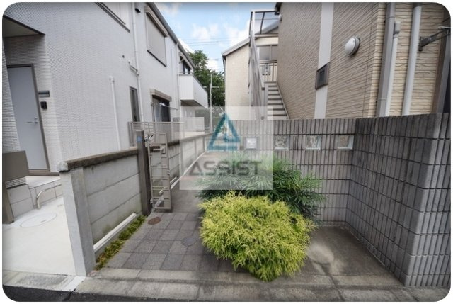wise荻窪のエントランス