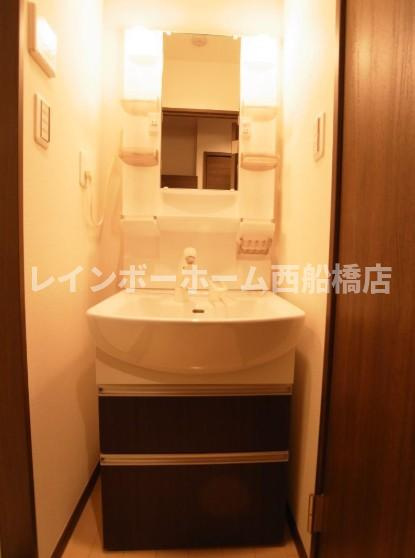 エクセレントコート津田沼の洗面所