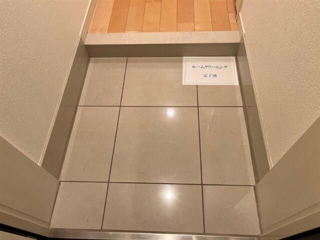 ザ・プレミアムスイート高田馬場の玄関
