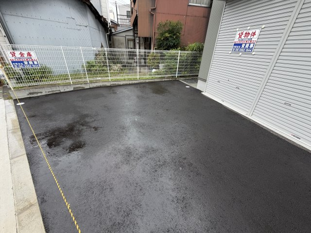 深江南3丁目倉庫の駐車場