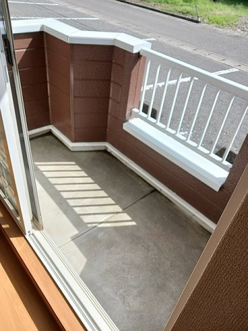 ベイスターＫのバルコニー|暖かな日差しのふりそそぐバルコニー