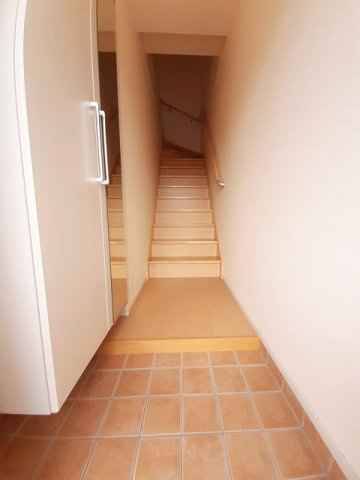 プリムローズ　南浜Ｂの玄関|毎日通る玄関はこちらです
