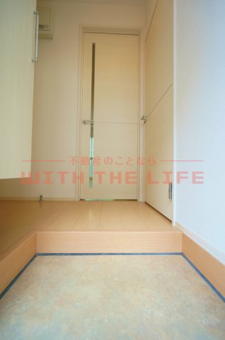セジュールペルル【キャッシュバック対象物件】の玄関|きれいな玄関です