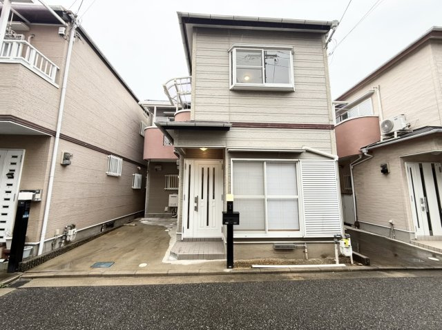 中古戸建　尼崎市東難波町4丁目の外観|阪神尼崎駅徒歩11分。2026年6月室内全面リフォーム済みで快適です♪