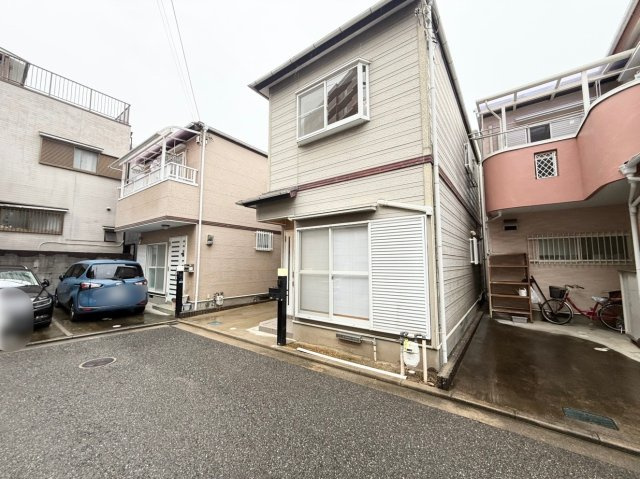 中古戸建　尼崎市東難波町4丁目の前面道路含む現地写真