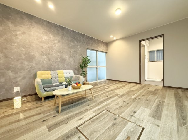 中古戸建　尼崎市東難波町4丁目の居間・リビング
