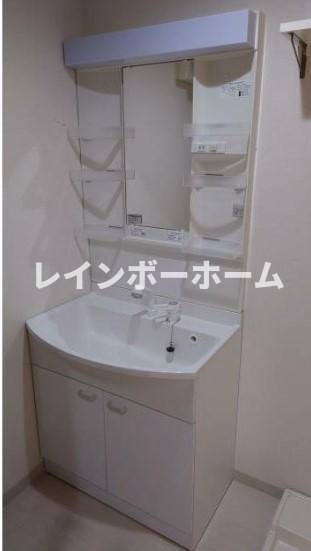 担当エリアのルームアドバイザーが直接対応いたしますの洗面所|忙しい朝には欠かせない洗面所です