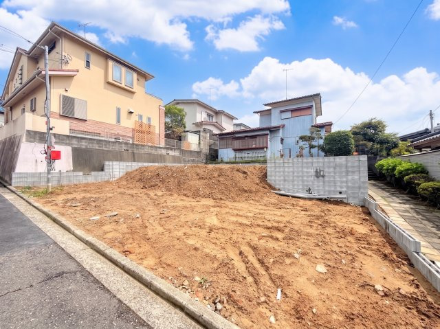 戸塚区下倉田町　新築戸建て　第6の前面道路含む現地写真|◆前面道路も幅員があり車の運転も安心！前面道路は閑静な住宅地。車通りの少ない道路です。お子様にも安心です。