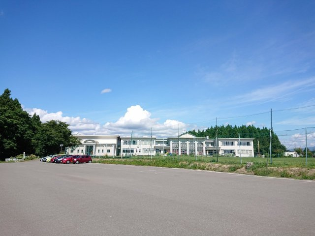 【周辺】 | 大仙市大曲戸巻町　戸建て | 【周辺環境】東大曲小学校まで約1600ｍ(車で約4分)