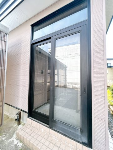 【玄関】 | 大仙市小貫高畑字曽四川　戸建て | 【リフォーム中】風除室です。