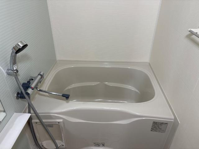 メゾンボナール Ｍの浴室|きれいなお風呂です
