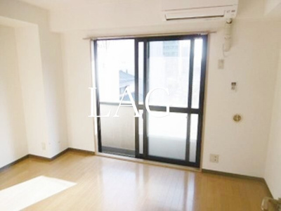 【居間・リビング】 | カレラⅠ | 洋室のお部屋です。
