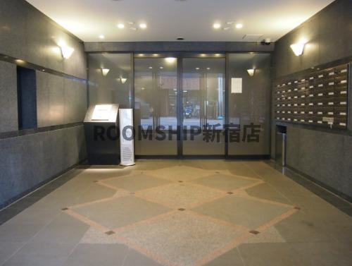 ルーブル西蒲田参番館のロビー