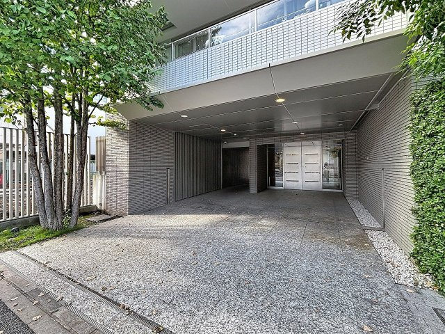 木場レジデンス（3階部分）／仲介手数料無料／新規フルリノベーションのエントランス