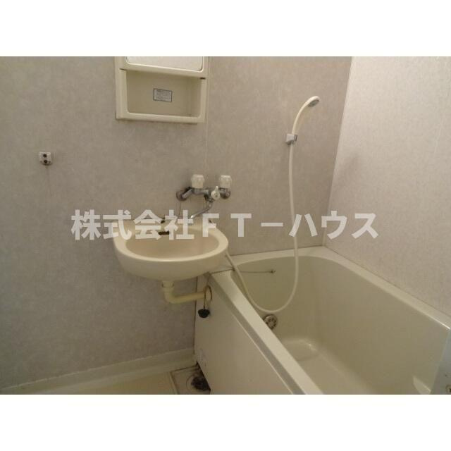 アーバンクレストの浴室