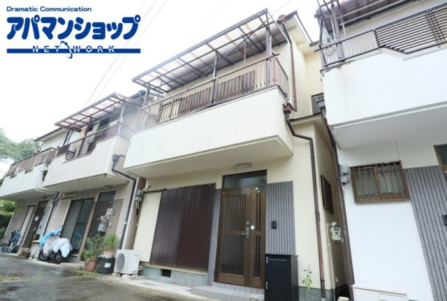 生駒市北新町の一戸建て