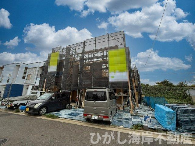 茅ヶ崎市中島　新築戸建　全３棟の外観|9月26日撮影　建築中　現地外観
