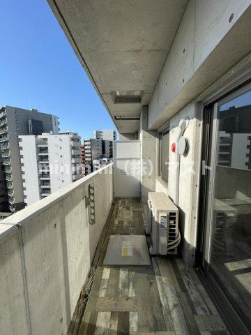 Wolf Pack Apartmentのバルコニー
