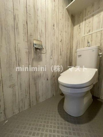 Wolf Pack Apartmentのトイレ